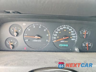 Zdjęcie 9 z 12 samochodu: 2001 JEEP GRAND CHEROKEE LAREDO VIN:1J4GW48S51C599854 - miniatura