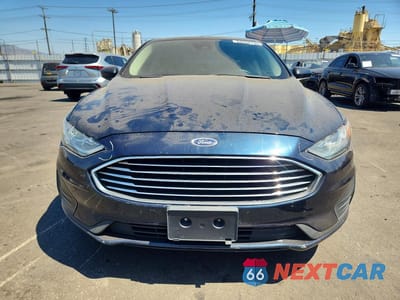 Piąte zdjęcie samochodu w środku: 2020 FORD FUSION SE VIN:3FA6P0LU3LR189905 - miniatura
