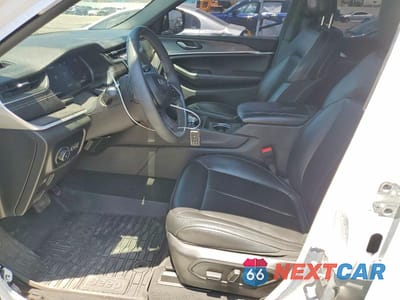 Zdjęcie 7 z 14 samochodu: 2024 JEEP GRAND CHEROKEE L LIMITED VIN:1C4RJKBG2R8525280 - miniatura