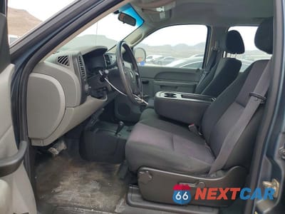 Zdjęcie 7 z 12 samochodu: 2011 CHEVROLET SILVERADO K1500 VIN:3GCPKPEA4BG336753 - miniatura