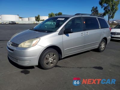 2004 TOYOTA SIENNA LE 8 PASSENGER 5TDZA23C74S057918 - główne zdjęcie licytacji z USA - miniatura