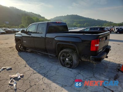 Drugie zdjęcie samochodu z przodu: 2017 GMC SIERRA K1500 SLE VIN:1GTV2MEC1HZ261607 - miniatura