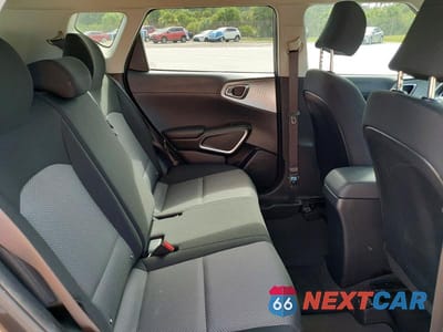 Zdjęcie 11 z 14 samochodu: 2020 KIA SOUL LX VIN:KNDJ23AU5L7727471 - miniatura