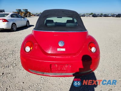 Zdjęcie 6 z 12 samochodu: 2006 VOLKSWAGEN NEW BEETLE CONVERTIBLE OPTION PACKAGE 2 VIN:3VWSF31Y76M302918 - miniatura