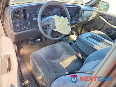 Zdjęcie 8 z 13 samochodu: 2003 CHEVROLET SILVERADO C1500 VIN:1GCEC14X03Z317027 - miniatura