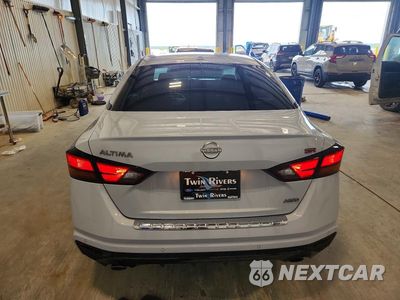 Zdjęcie 6 z 13 samochodu: 2023 NISSAN ALTIMA SR VIN:1N4BL4CW4PN384200 - miniatura