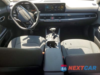 Zdjęcie 8 z 13 samochodu: 2025 KIA K4 LXS VIN:3KPFT4DE5SE153417 - miniatura