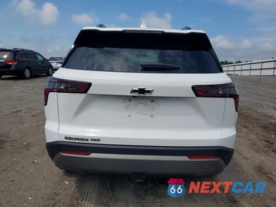 Zdjęcie 6 z 13 samochodu: 2025 CHEVROLET EQUINOX LT VIN:3GNAXPEG1SL277414 - miniatura