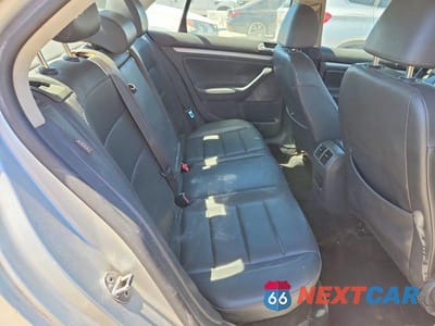 Zdjęcie 10 z 12 samochodu: 2008 VOLKSWAGEN JETTA SE VIN:3VWRZ81K68M010050 - miniatura