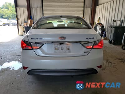 Zdjęcie 6 z 12 samochodu: 2013 HYUNDAI SONATA HYBRID VIN:KMHEC4A43DA068147 - miniatura