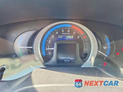 Zdjęcie 9 z 12 samochodu: 2010 HONDA INSIGHT EX VIN:JHMZE2H76AS009702 - miniatura
