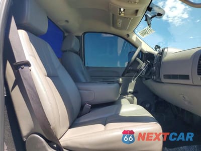 Zdjęcie 10 z 12 samochodu: 2007 CHEVROLET SILVERADO K1500 VIN:1GCEK14C37Z567447 - miniatura