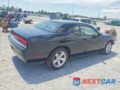 Trzecie zdjęcie samochodu z tyłu: 2013 DODGE CHALLENGER SXT VIN:2C3CDYAG6DH673103 - miniatura