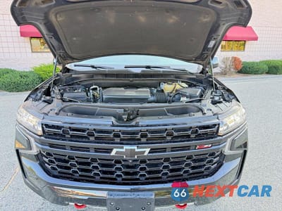 Zdjęcie 7 z 14 samochodu: 2023 CHEVROLET SUBURBAN K1500 Z71 VIN:1GNSKDKD5PR106113 - miniatura