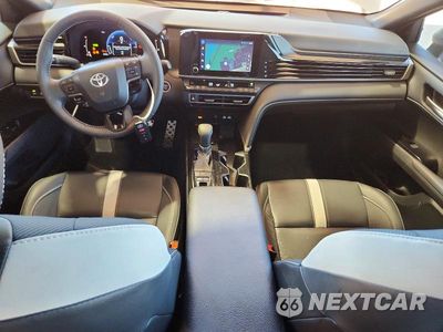 Zdjęcie 8 z 13 samochodu: 2025 TOYOTA CAMRY SE VIN:4T1DAACKXSU544577 - miniatura