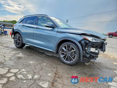 Czwarte zdjęcie samochodu z boku: 2023 INFINITI QX50 SPORT VIN:3PCAJ5FA2PF111420 - miniatura