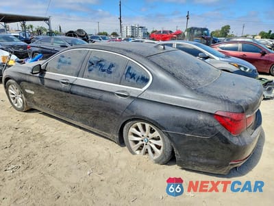 Drugie zdjęcie samochodu z przodu: 2015 BMW 740 I VIN:WBAYA6C5XFD827027 - miniatura