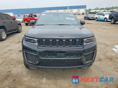 Piąte zdjęcie samochodu w środku: 2026 JEEP GRAND CHEROKEE L VIN:1C4RJKAR2T8609495 - miniatura