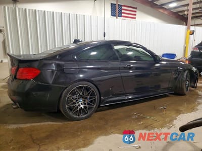 Trzecie zdjęcie samochodu z tyłu: 2016 BMW M4 VIN:WBS3R9C50GK335927 - miniatura
