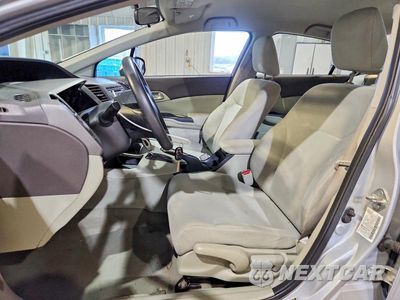 Zdjęcie 7 z 13 samochodu: 2012 HONDA CIVIC LX VIN:2HGFB2F57CH586488 - miniatura