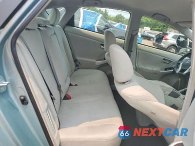 Zdjęcie 10 z 12 samochodu: 2015 TOYOTA PRIUS THREE VIN:JTDKN3DU3F1982909 - miniatura