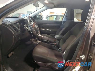 Zdjęcie 7 z 14 samochodu: 2018 MITSUBISHI OUTLANDER SPORT ES VIN:JA4AP3AU2JU025005 - miniatura