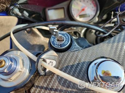 Zdjęcie 15 z 18 samochodu: 2000 YAMAHA YZFR6 L VIN:JYARJ04E6YA009958 - miniatura