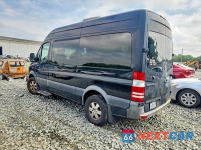 Drugie zdjęcie samochodu z przodu: 2010 MERCEDES-BENZ SPRINTER 2500 VIN:WDZPE7CCXA5478817 - miniatura