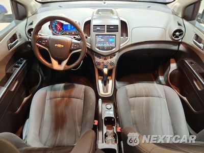 Zdjęcie 8 z 12 samochodu: 2016 CHEVROLET SONIC LT VIN:1G1JC5SG3G4131096 - miniatura