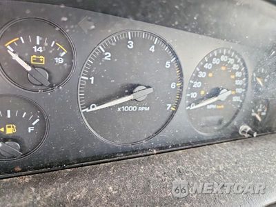 Zdjęcie 9 z 13 samochodu: 2004 JEEP GRAND CHEROKEE LAREDO VIN:1J4GX48S54C277328 - miniatura