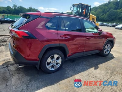 Trzecie zdjęcie samochodu z tyłu: 2025 TOYOTA RAV4 HYBRID XLE VIN:2T3RWRFV9SW294896 - miniatura