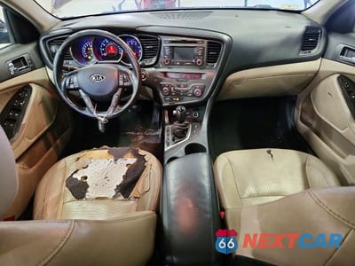 Zdjęcie 8 z 12 samochodu: 2012 KIA OPTIMA EX VIN:5XXGN4A73CG038716 - miniatura