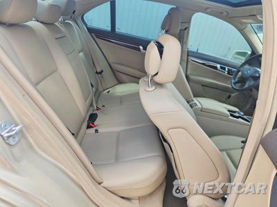Zdjęcie 10 z 12 samochodu: 2011 MERCEDES-BENZ C VIN:WDDGF8BB7BR145650 - miniatura