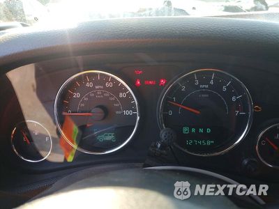 Zdjęcie 9 z 13 samochodu: 2015 JEEP WRANGLER UNLIMITED SPORT VIN:1C4BJWDG0FL612139 - miniatura