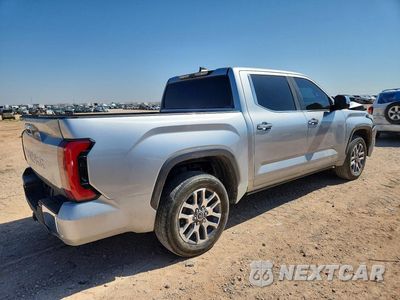 Trzecie zdjęcie samochodu z tyłu: 2024 TOYOTA TUNDRA 1794 EDITION VIN:5TFMA5AB0RX030521 - miniatura
