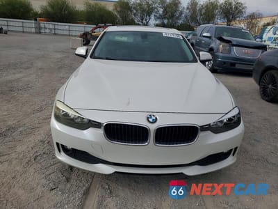 Piąte zdjęcie samochodu w środku: 2015 BMW 320 I VIN:WBA3B1C53FK140817 - miniatura