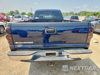Zdjęcie 6 z 12 samochodu: 2006 CHEVROLET SILVERADO K2500 HEAVY DUTY VIN:1GCHK23U06F236726 - miniatura