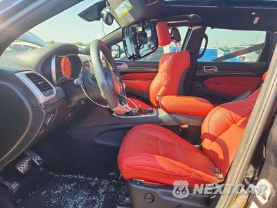 Zdjęcie 7 z 12 samochodu: 2018 JEEP GRAND CHEROKEE TRACKHAWK VIN:1C4RJFN97JC283849 - miniatura