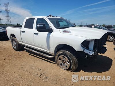 Czwarte zdjęcie samochodu z boku: 2024 RAM 2500 TRADESMAN VIN:3C6UR5CJXRG250743 - miniatura
