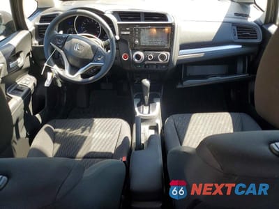 Zdjęcie 8 z 13 samochodu: 2020 HONDA FIT EX VIN:3HGGK5H86LM724049 - miniatura