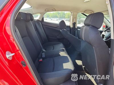 Zdjęcie 10 z 12 samochodu: 2021 HONDA CIVIC LX VIN:2HGFC2F60MH533087 - miniatura