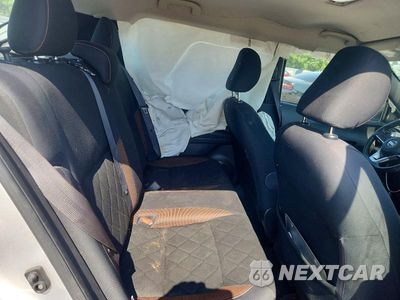 Zdjęcie 10 z 12 samochodu: 2020 NISSAN KICKS SR VIN:3N1CP5DV3LL533269 - miniatura