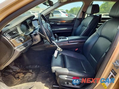 Zdjęcie 7 z 12 samochodu: 2014 BMW 750 LI VIN:WBAYE8C54ED136476 - miniatura