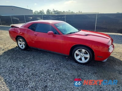 Czwarte zdjęcie samochodu z boku: 2013 DODGE CHALLENGER SXT VIN:2C3CDYAG5DH524424 - miniatura