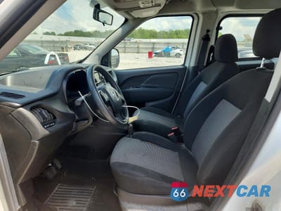 Zdjęcie 7 z 13 samochodu: 2018 RAM PROMASTER CITY VIN:ZFBERFAB5J6L70716 - miniatura