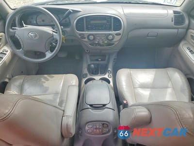Zdjęcie 8 z 13 samochodu: 2004 TOYOTA SEQUOIA LIMITED VIN:5TDBT48A54S227790 - miniatura