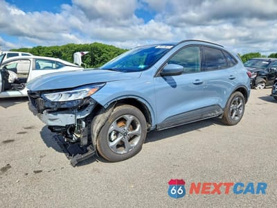 2025 FORD ESCAPE ST LINE SELECT 1FMCU9NA5SUB32427 - główne zdjęcie licytacji z USA - miniatura