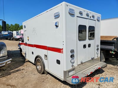 Drugie zdjęcie samochodu z przodu: 2019 FORD ECONOLINE VIN:1FDWE3FS1KDC66382 - miniatura