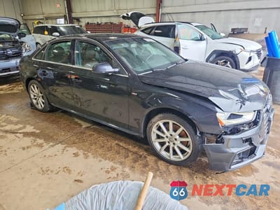 Czwarte zdjęcie samochodu z boku: 2015 AUDI A4 PREMIUM PLUS VIN:WAUFFAFL6FN003140 - miniatura