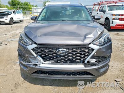 Piąte zdjęcie samochodu w środku: 2020 HYUNDAI TUCSON VALUE VIN:KM8J33A4XLU135171 - miniatura
